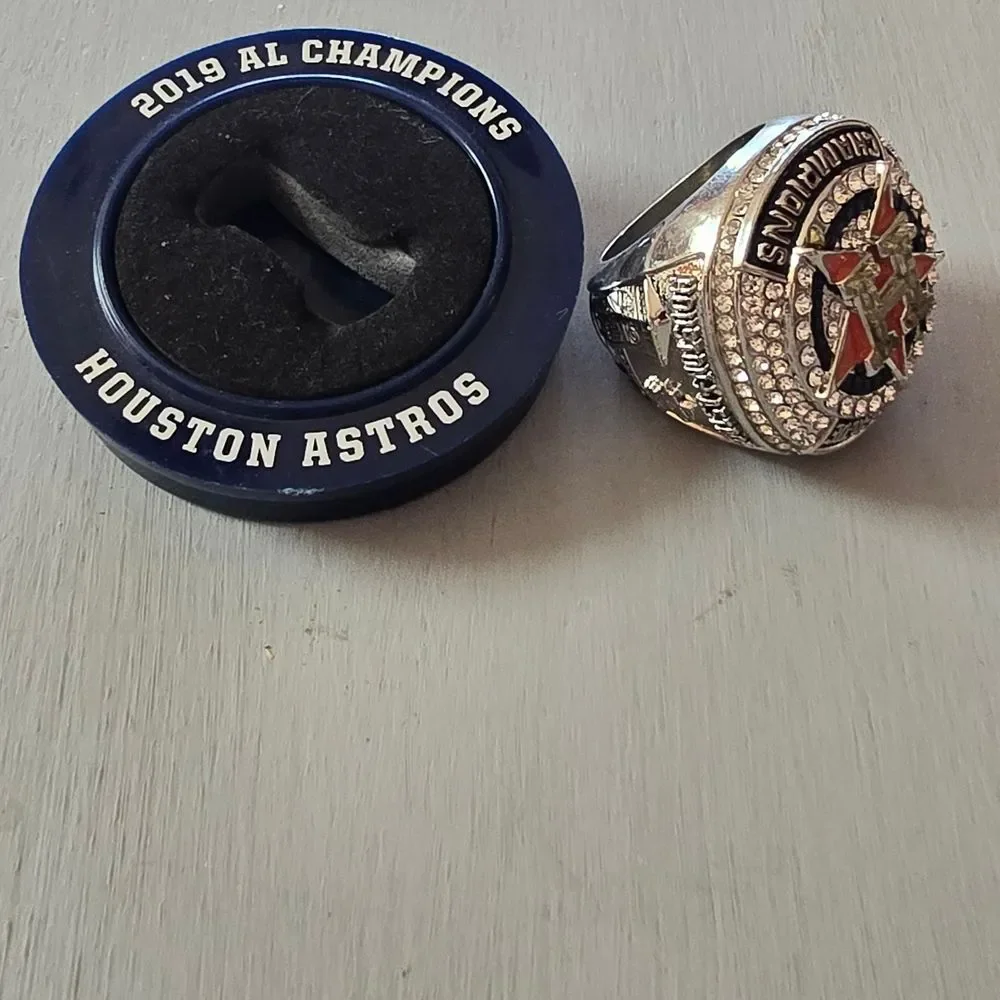 Astros 2019 AL Champions SGA Ring w/ Display Base | Rare Complete Set